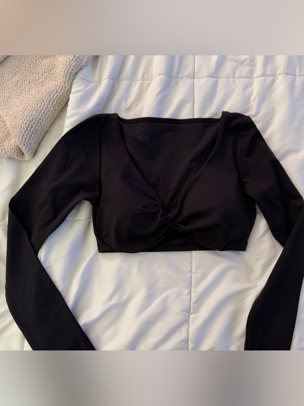 Gymshark Long Sleeve Black Twist-Front Crop Top